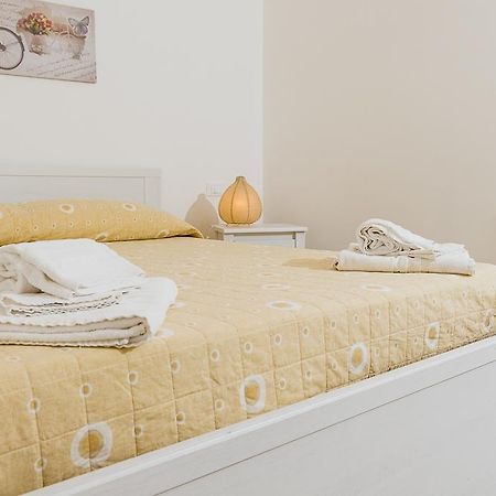 A Due Passi Dal Centro Bed & Breakfast Алберобело Екстериор снимка